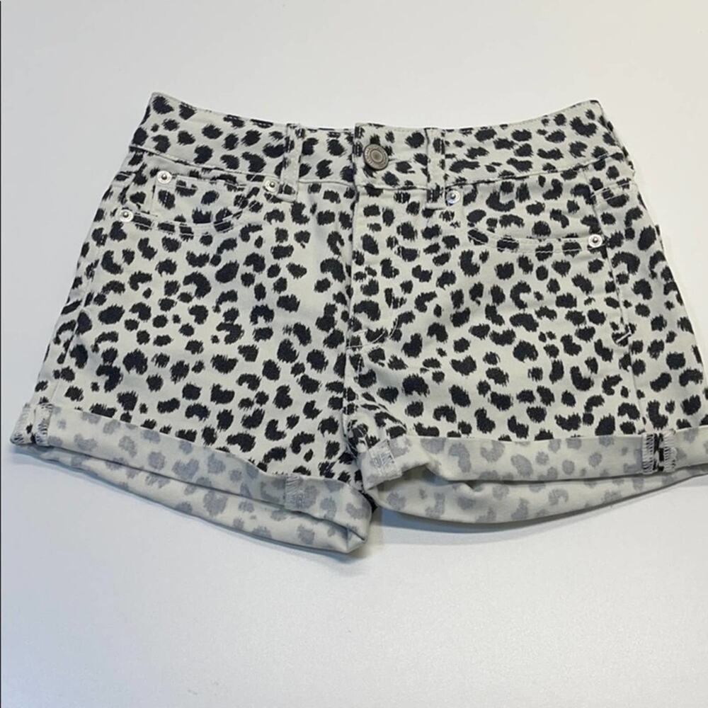 AMERICAN EAGLE Black White Leopard Short Shorts